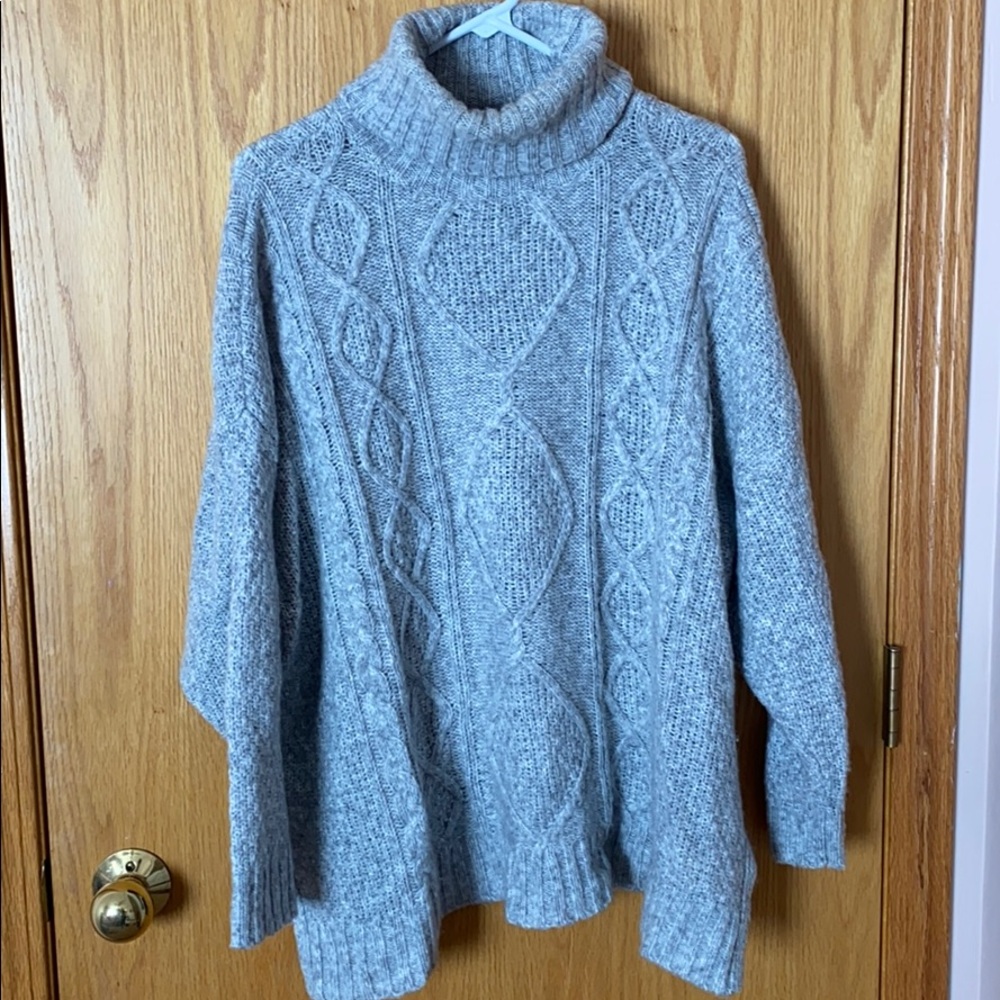 Aerie sweater